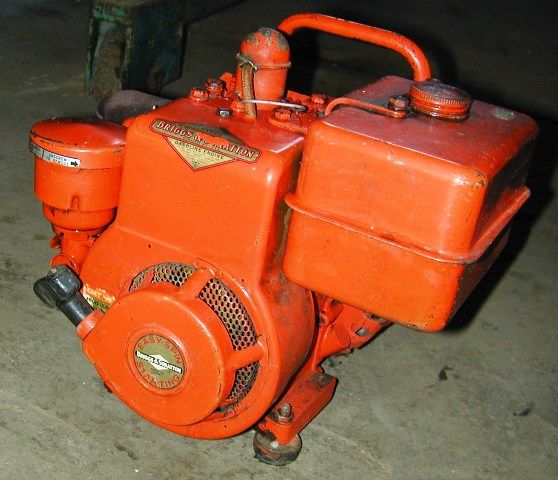 Vintage Briggs and Stratton Montgomery Ward Electric Generator