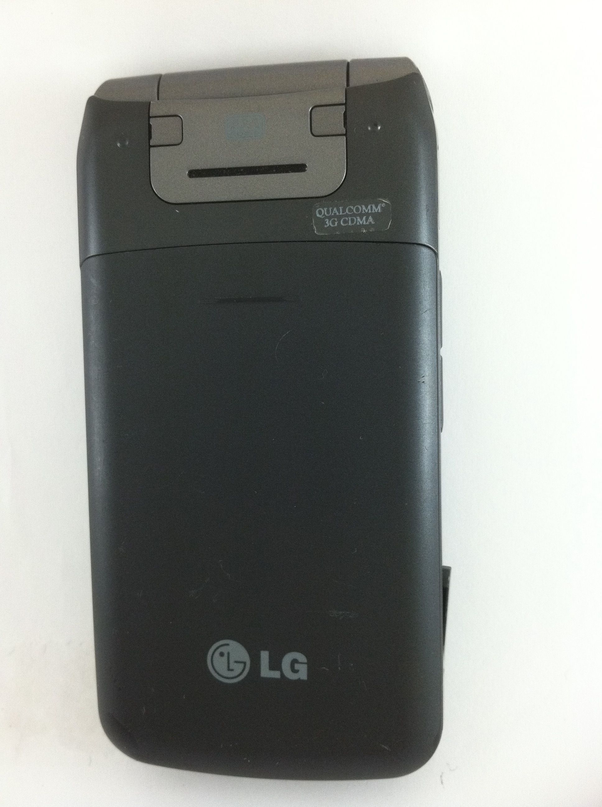 LG Wine II UN430 US Cellular 3G Flip w FM Radio 2MP Camera