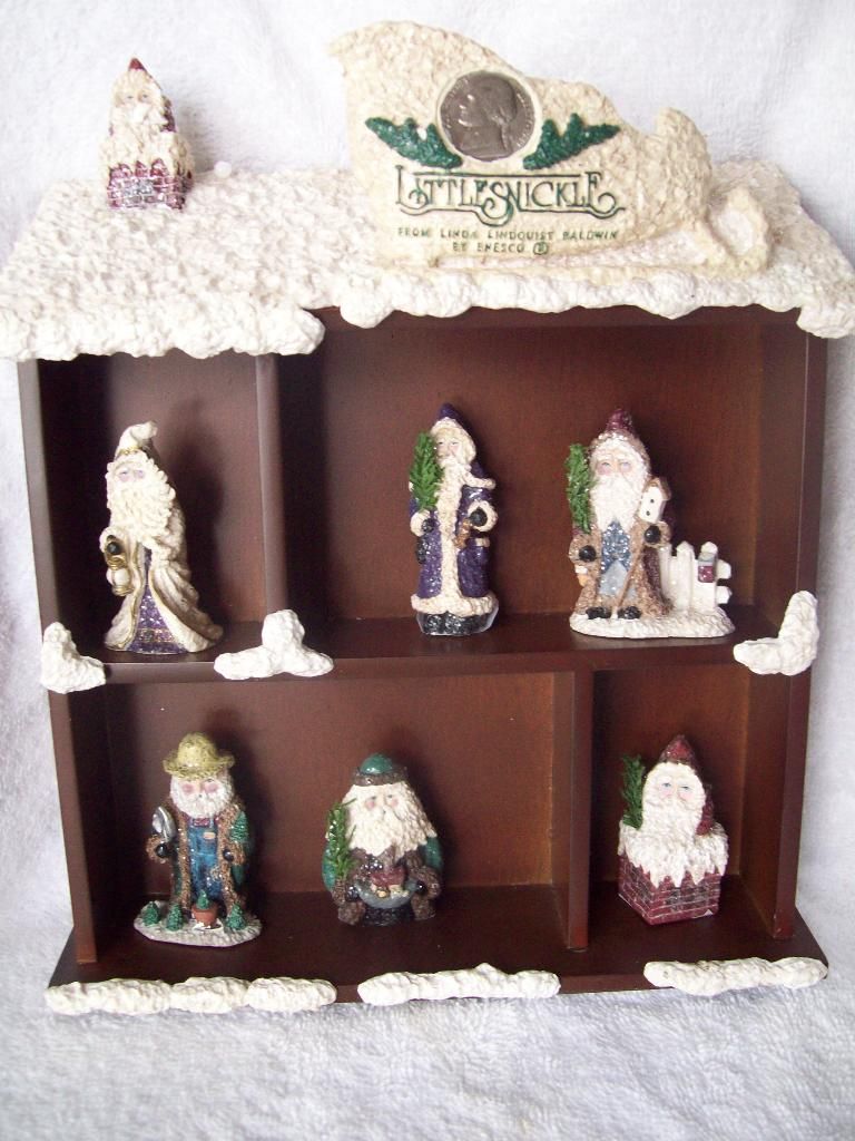 DISPLAY & 6 BELLSNICKLE SANTAS LINDA LINDQUIST BALDWIN 1999 ENESCO