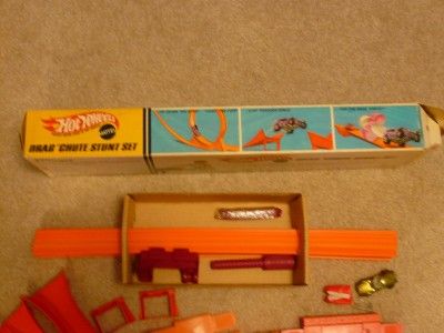 1970 Hot Wheels Redline Drag Chute Stunt Set with Car Used