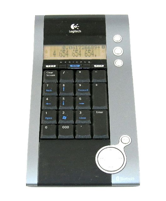 Logitech Media Pad Bluetooth Remote Commander 867605 0100 Powered On