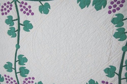 30s Marthas Vineyard Grapevine Applique Antique Quilt