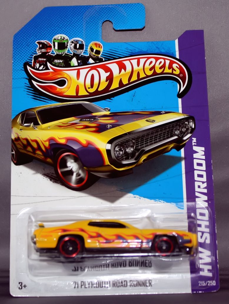 Hot Wheels Showroom 71 Plymouth Road Runner