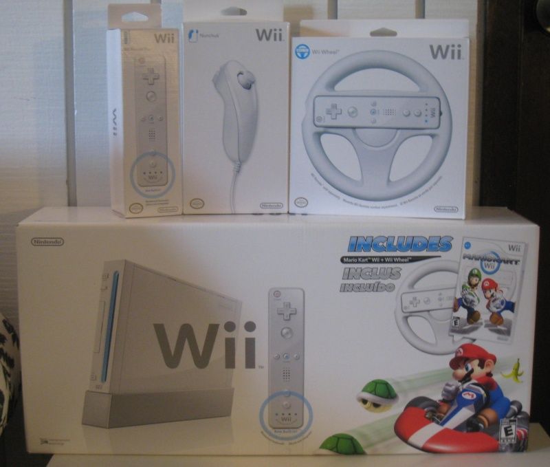 Nintendo White Wii Console 2P Bundle w Mario Kart Game