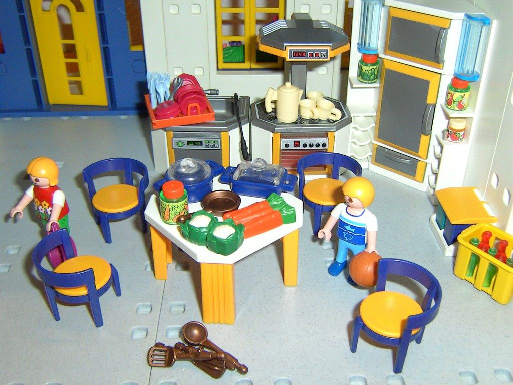 Playmobil 3965 Großes Einfamilenhaus mit vielen Zimmern