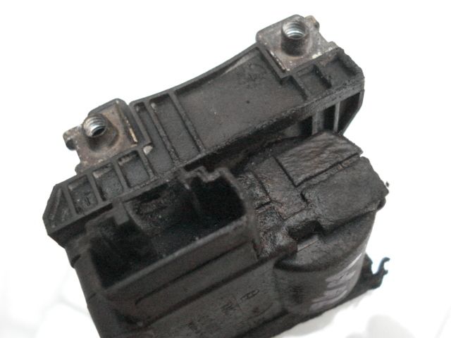 AUDI A8 4E W12 STELLMOTOR LÜFTUNGSDÜSE LÜFTUNG DÜSE 4E0820611