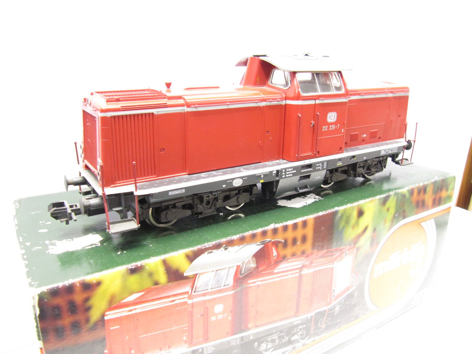 Märklin 5772 Spur1 Diesellok 212 225 7 DB EP 4 altrot OVP FU049