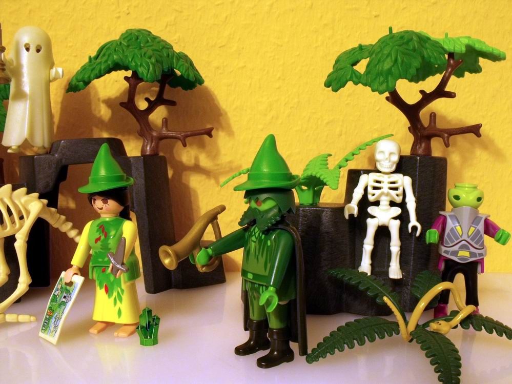 Playmobil Figuren Waldmenschen , Waldgeist Magier ,Elien , Skelette