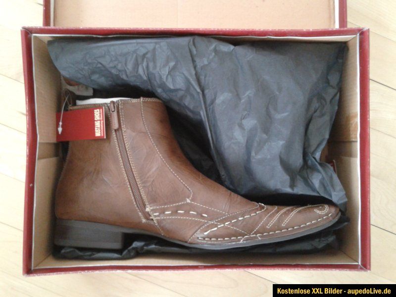 MUSTANG Cowboystiefel Cowboystiefeletten Schuhe   Grösse 43   NEU