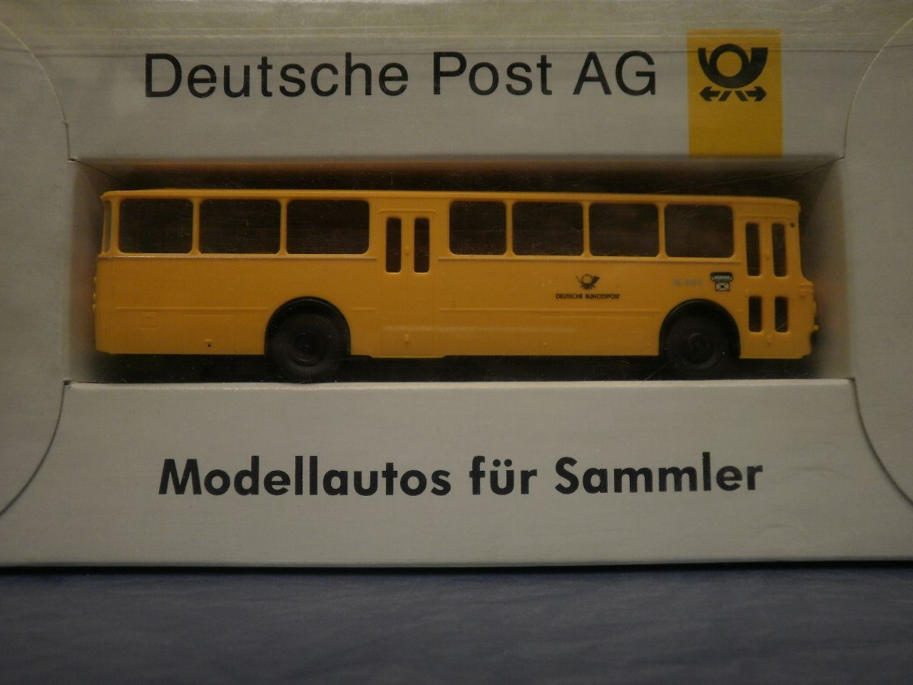 Brekina Stadtbus MB O 317 Deutsche Post