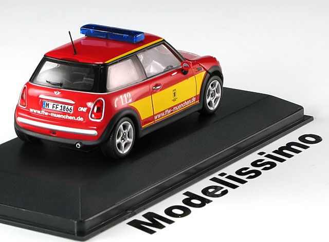 43 Minichamps Mini One Feuerwehr München 2001