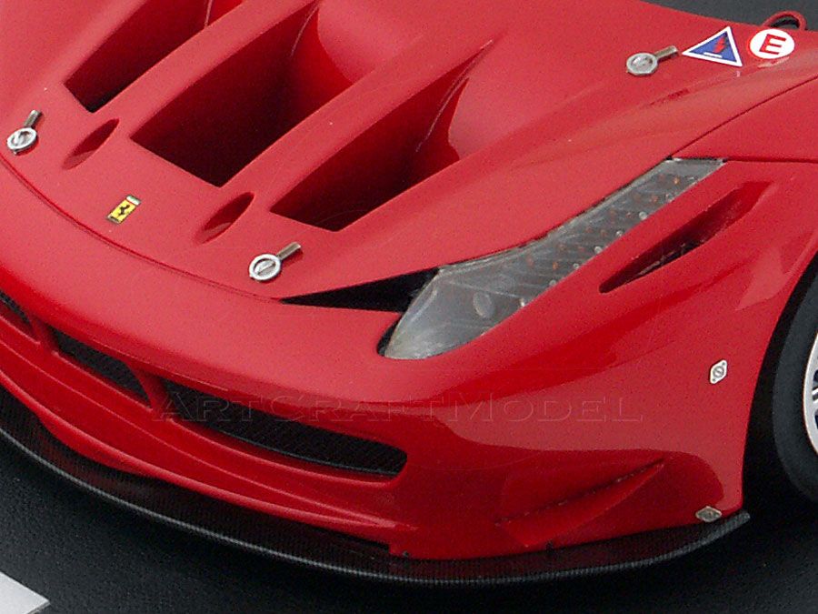 FERRARI 458 Italia GT2 Corsa Red 118 MR Models FE05A