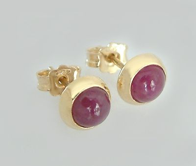 RUNDE OHRSTECKER GOLD 585 MIT RUBIN CABOCHONS OHRSCHMUCK OHRRINGE