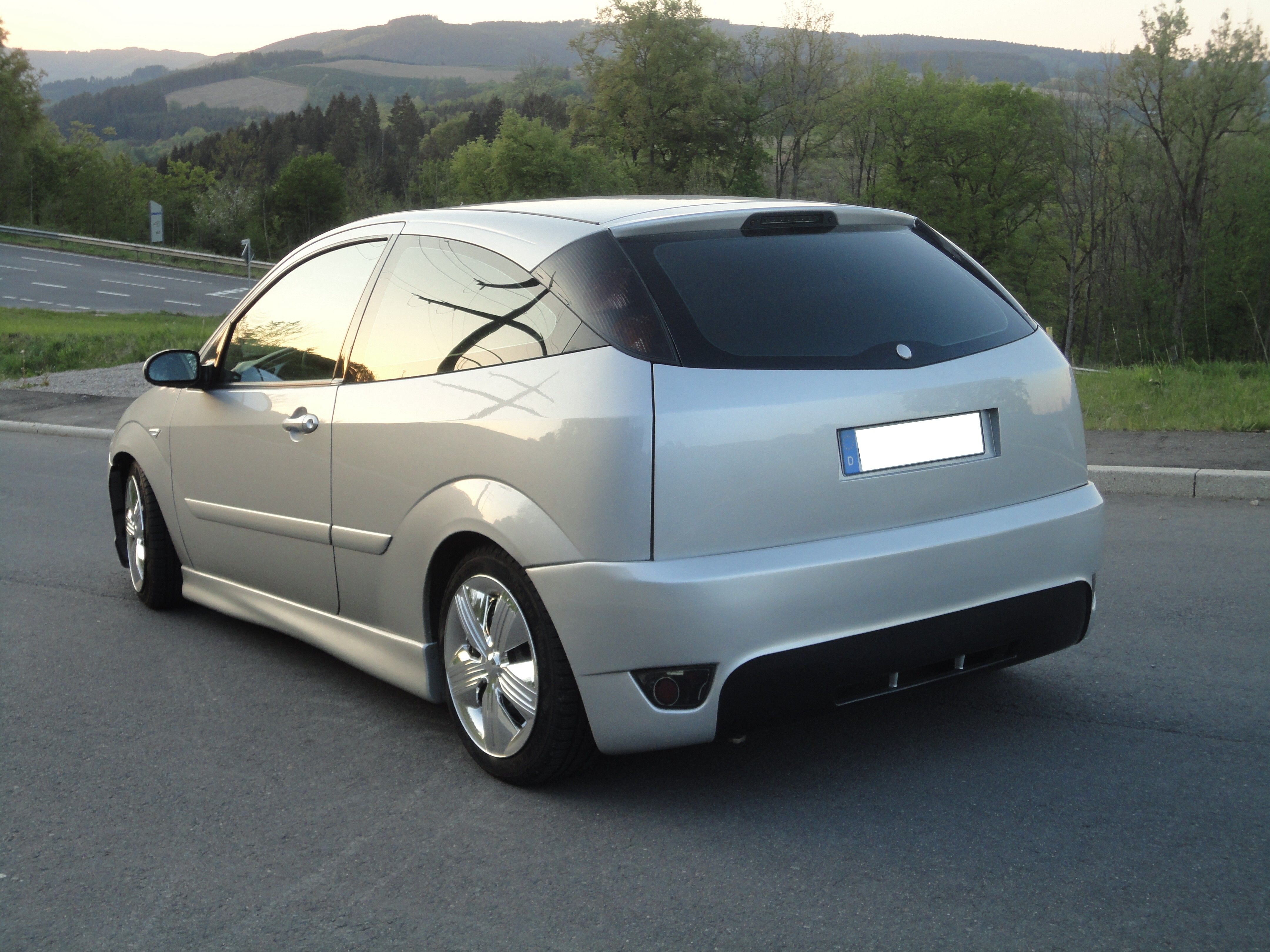 Ford Focus MK1 Mod. 2002 nur70tkm TÜV AU NEU TOP Gepfl.