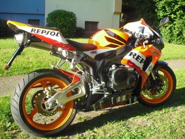 CBR1000RR REPSOL LIMETET EDITION 636 ZETEFIKAT SCHECKHEFT SC57 BJ 07