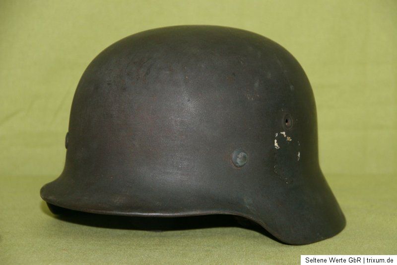 Deutscher Stahlhelm M 40   Heer EF 64