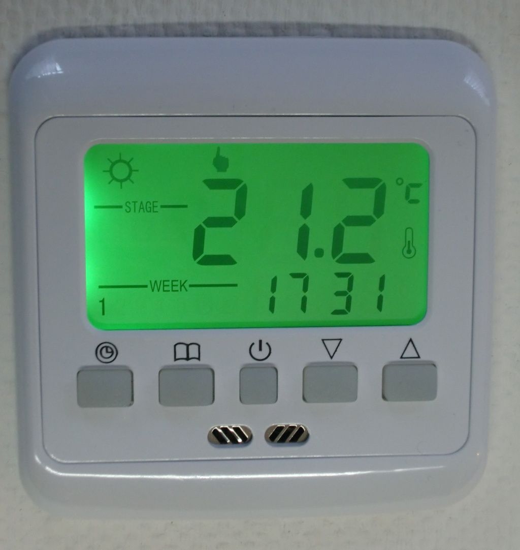 Raumthermostat programmierbar Unterputz LCD weiß #741g