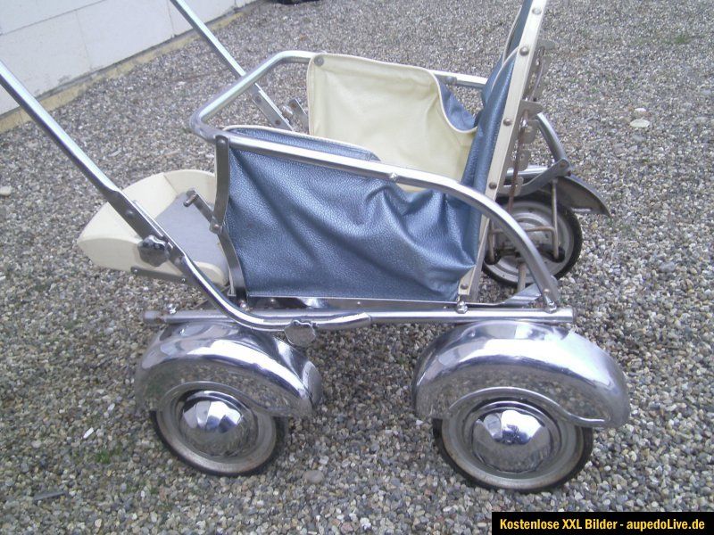 Nostalgie Kinderwagen 50er/Alter Kinderwagen/Hecker Kinderwagen