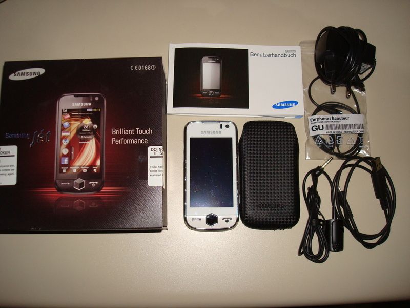 Samsung S8000 Jet snow white Unlocked   DEFEKT