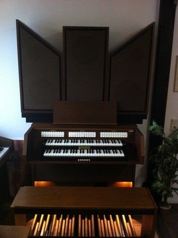 Up for sale is just the cabinet speaker box , not the organ our any ot