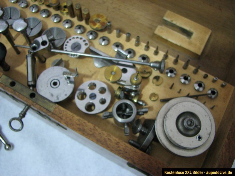 UHRMACHERDREHBANK/UHRMACHERDREHMASCHINE/WATCHMAKER LATHE MIT VIEL VIEL