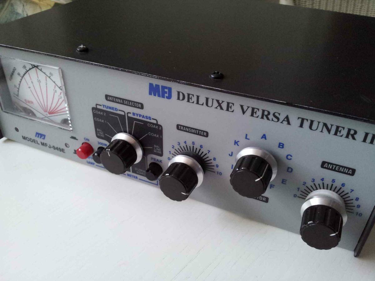 Deluxe Versa Tuner II 160 6m MFJ 949E